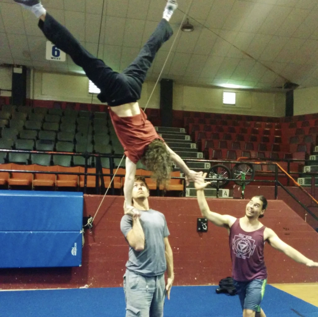 Circus West Sylvain